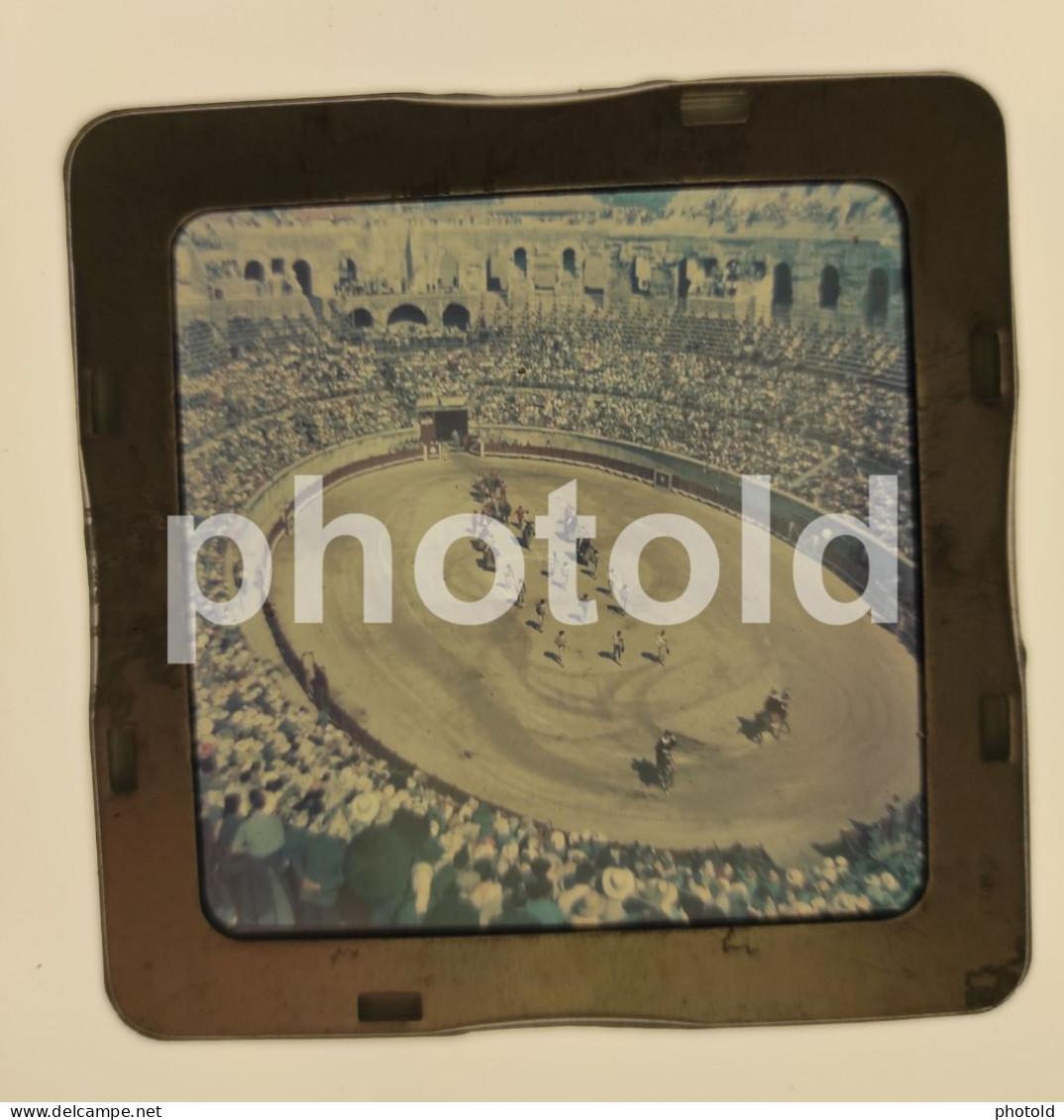 2 LARGE SLIDES SET 50s TOROS CORRIDA NIMES FRANCE LARGE 60mm W GLASS DIAPOSITIVE SLIDE NO PHOTO FOTO - Diapositives