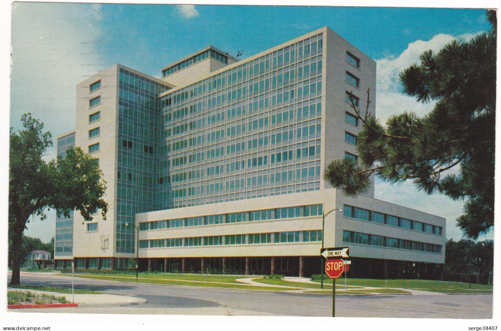 Topeka - 1958 - The New State Office Building # 11-10/6 - Topeka