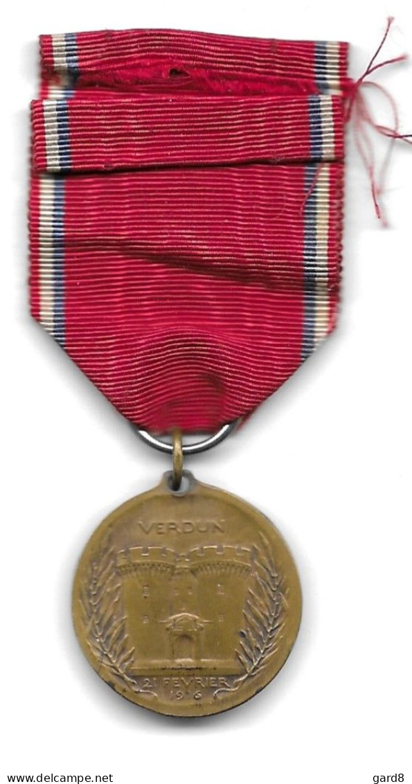 Médaille De Verdun  - Ruban D'époque - Francia