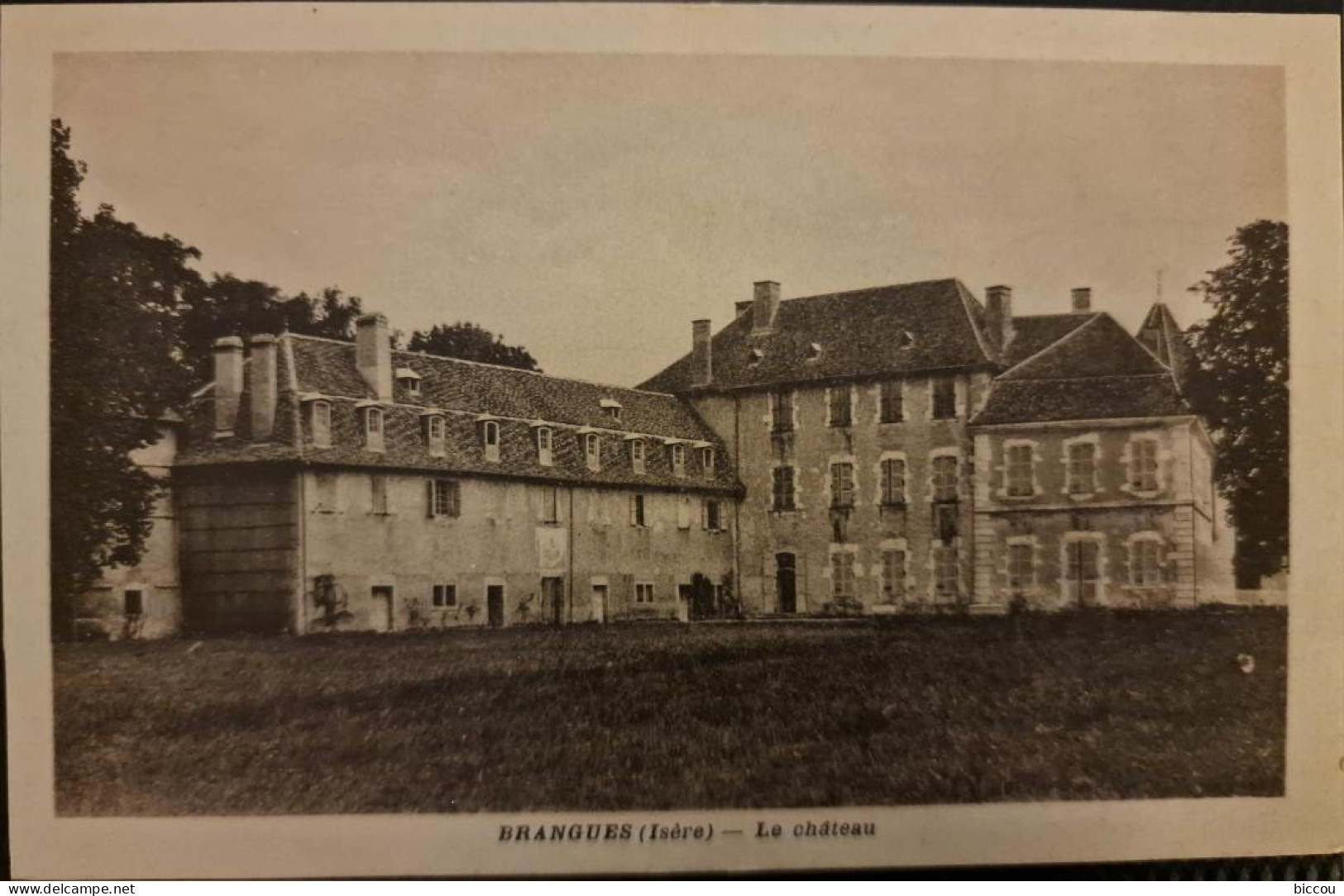 Cp BRANGUES (Isère) 38 - Le Château - Brangues