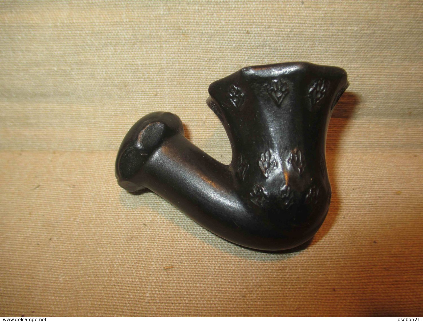 Ancien Fourneau De Pipe En Terre Début XX ème - Porcelain Pipes