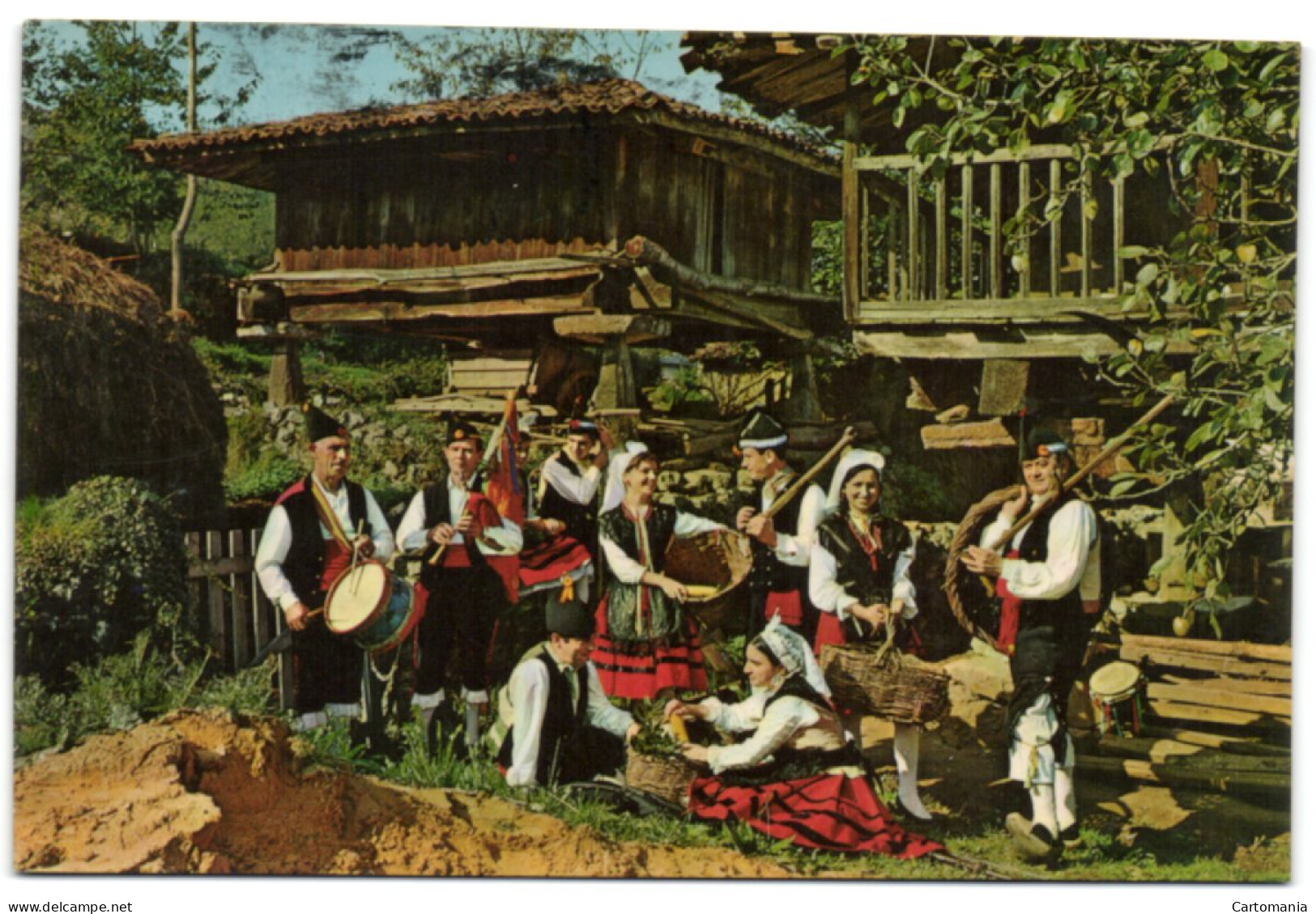 Folklore Asturiano - Asturias (Oviedo)