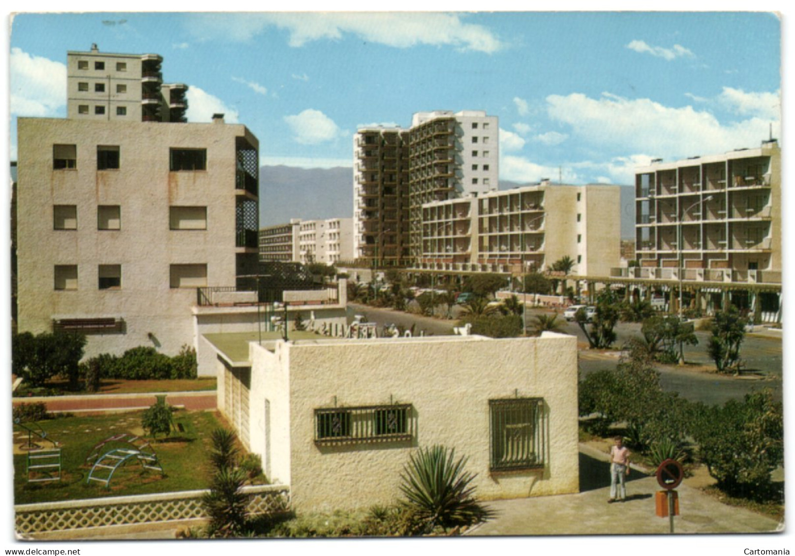 Roquetas De Mar - Almeria - Urbanizacion Avenida Del Mediterraneo - Almería