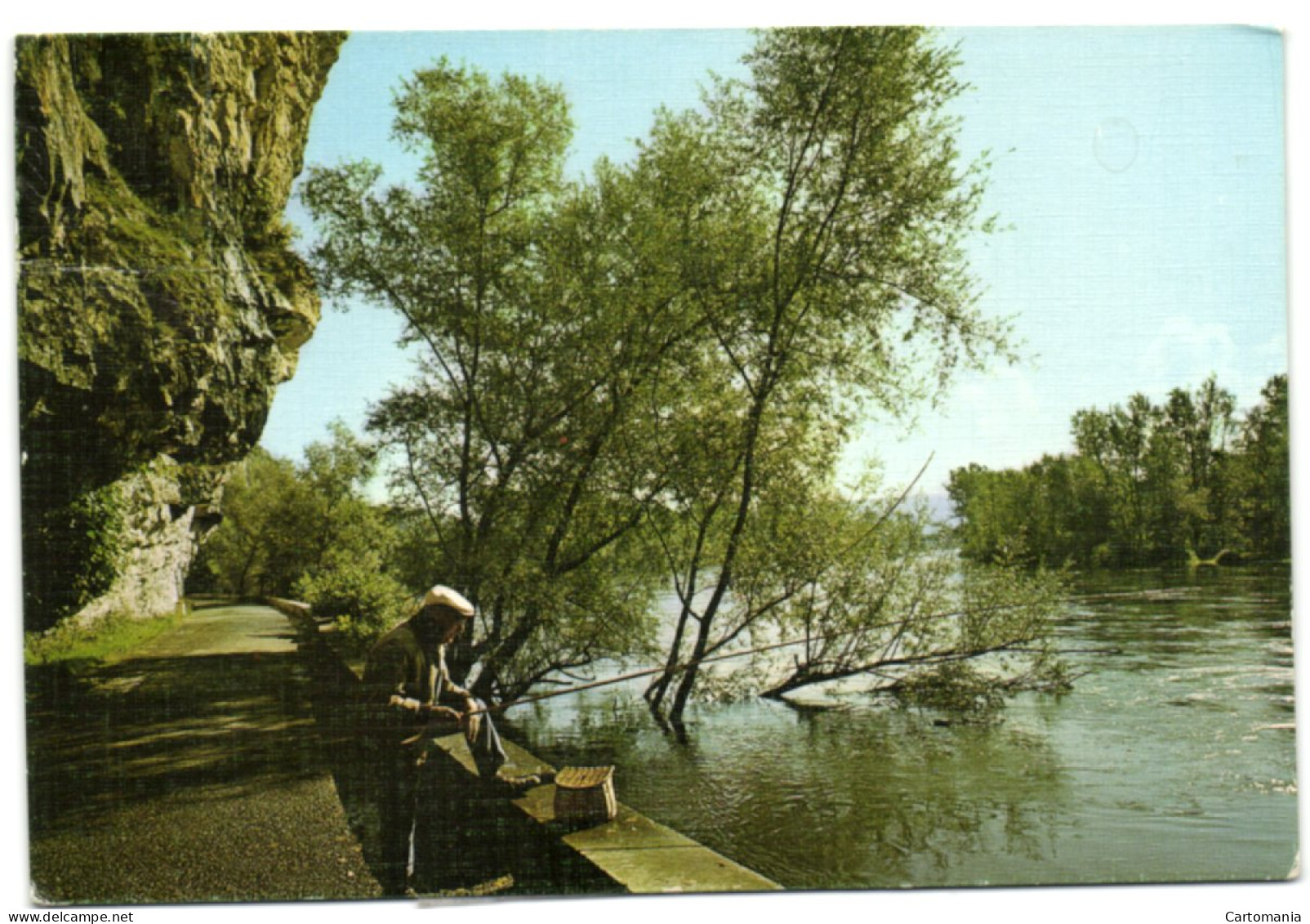 Un Beau Coin De Pêche - Saint-Céré