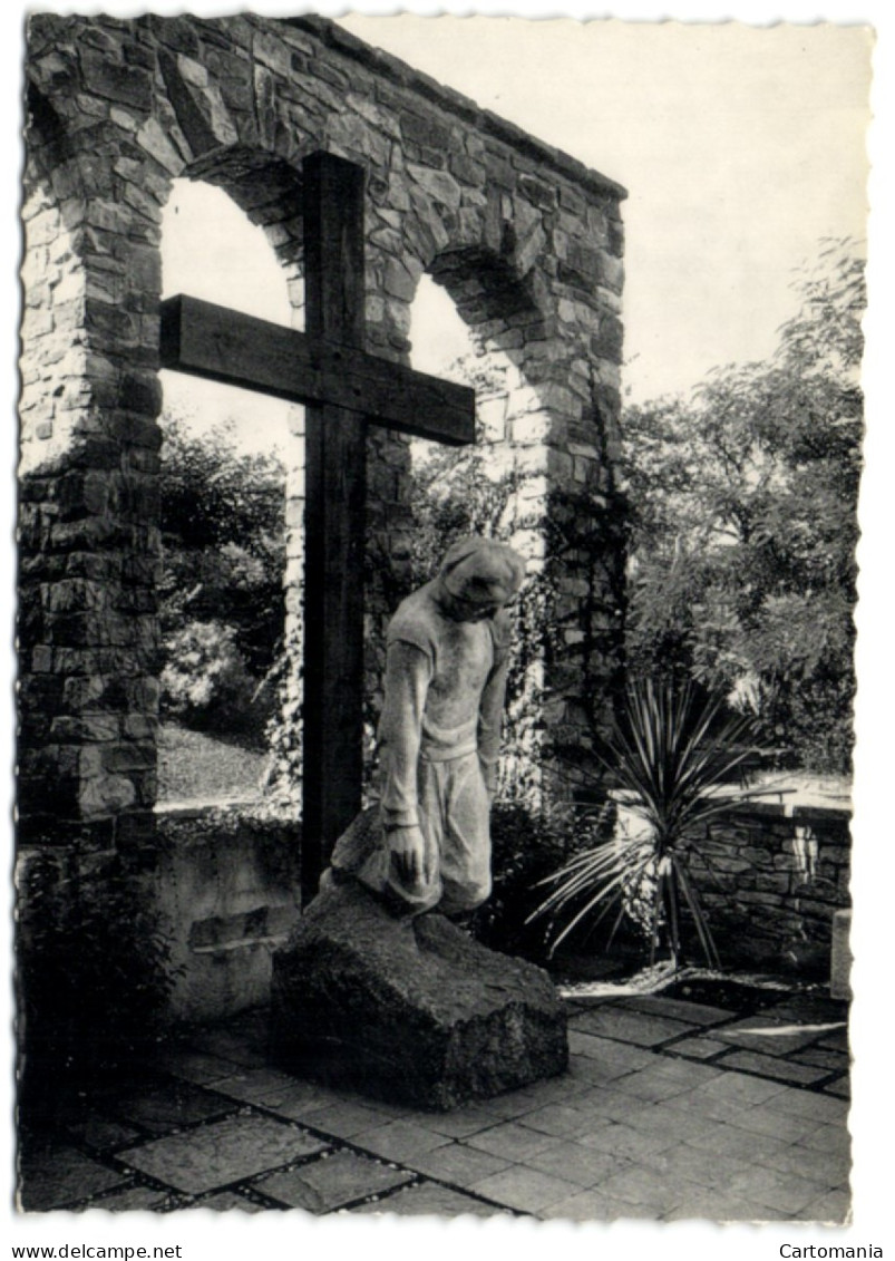 Bande - Monument Aux 34 Victimes Abattues La Veille De Noël 1944 - Nassogne