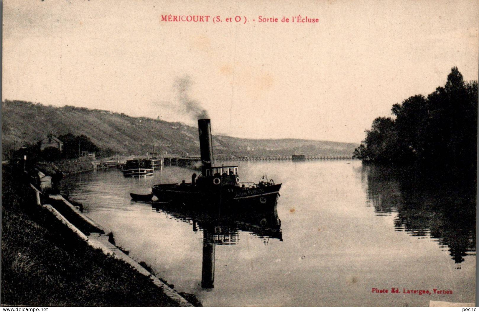 N°114541 -cpa Mericourt -sortie De L'écluse D'un Remorqueur- - Tugboats