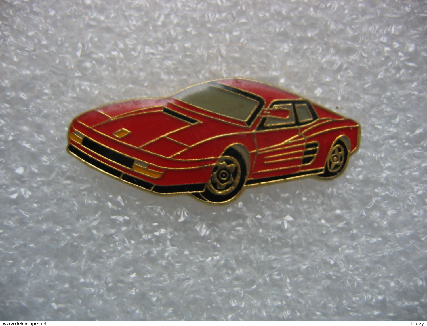 Pin's D'une Automobile FERRARI - Ferrari