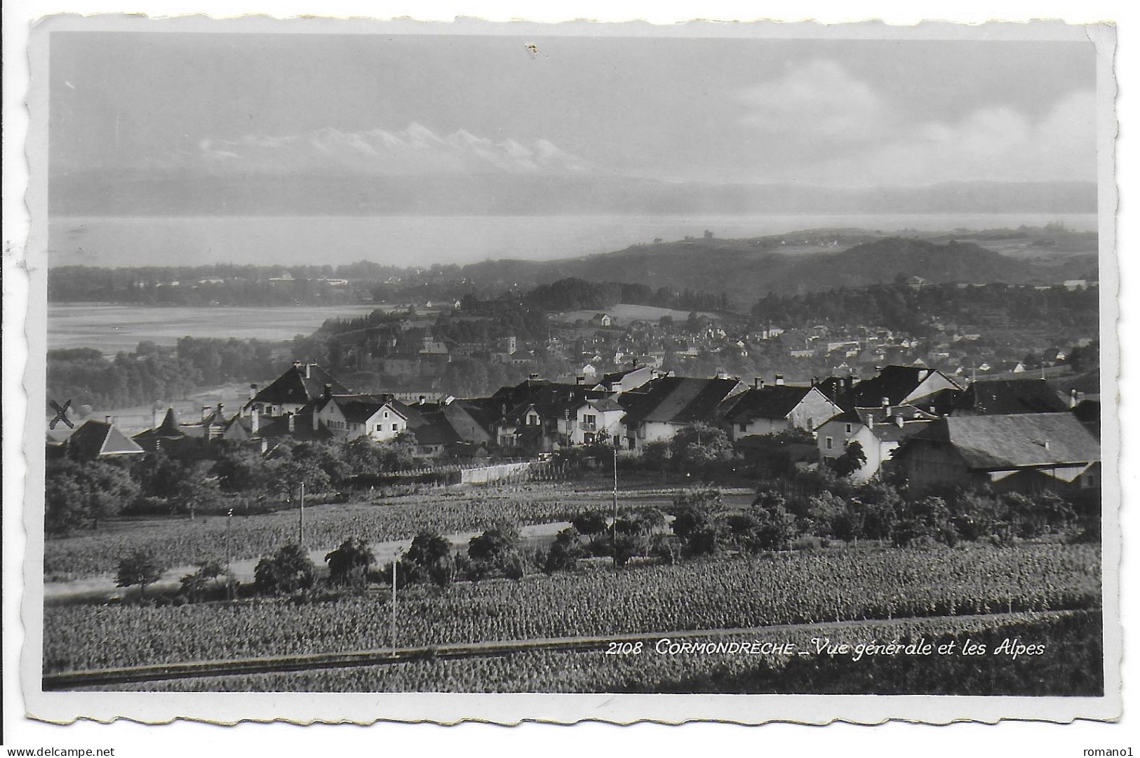 Suisse )    CORMONDRECHE  -  Vue Générale Et Les Alpes - Cormondrèche