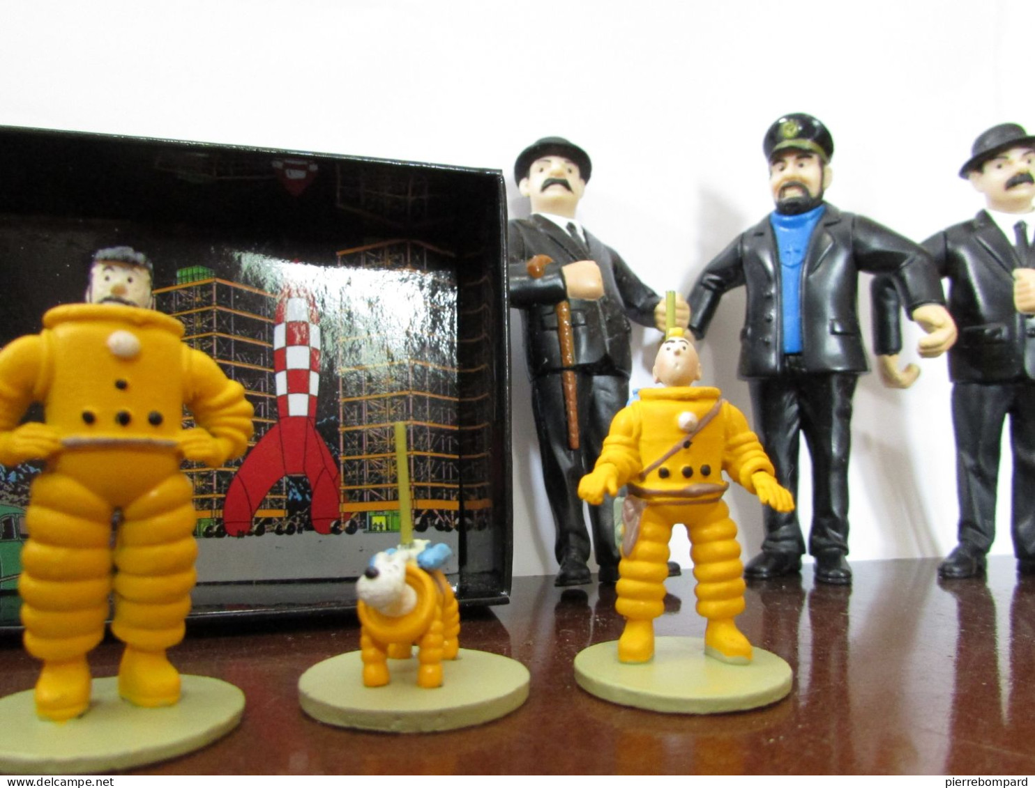 tintin milou lot 8 figurines certaines en plomb