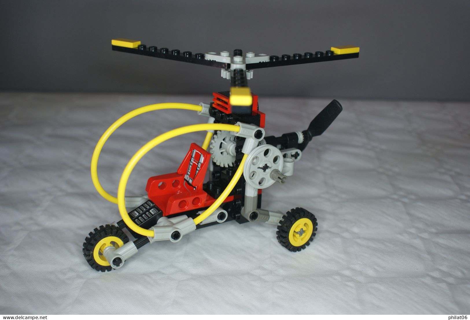 Gyro Copter 8215 (année 1997) Avec Boite - Lego Technic