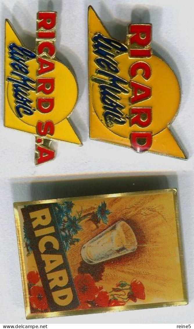 RICARD PETIT PIN'S & PIN'S GD MODELE +BADGE ALCOOL >> LES 3 PIN'S -TRES BON ETAT -REF-X-P-Al-152L - Alcohols