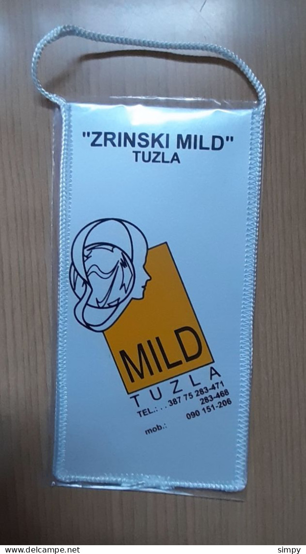 Pennant Handball Club ZRINSKI Mild Tuzla Bosnia 105x200mm - Palla A Mano