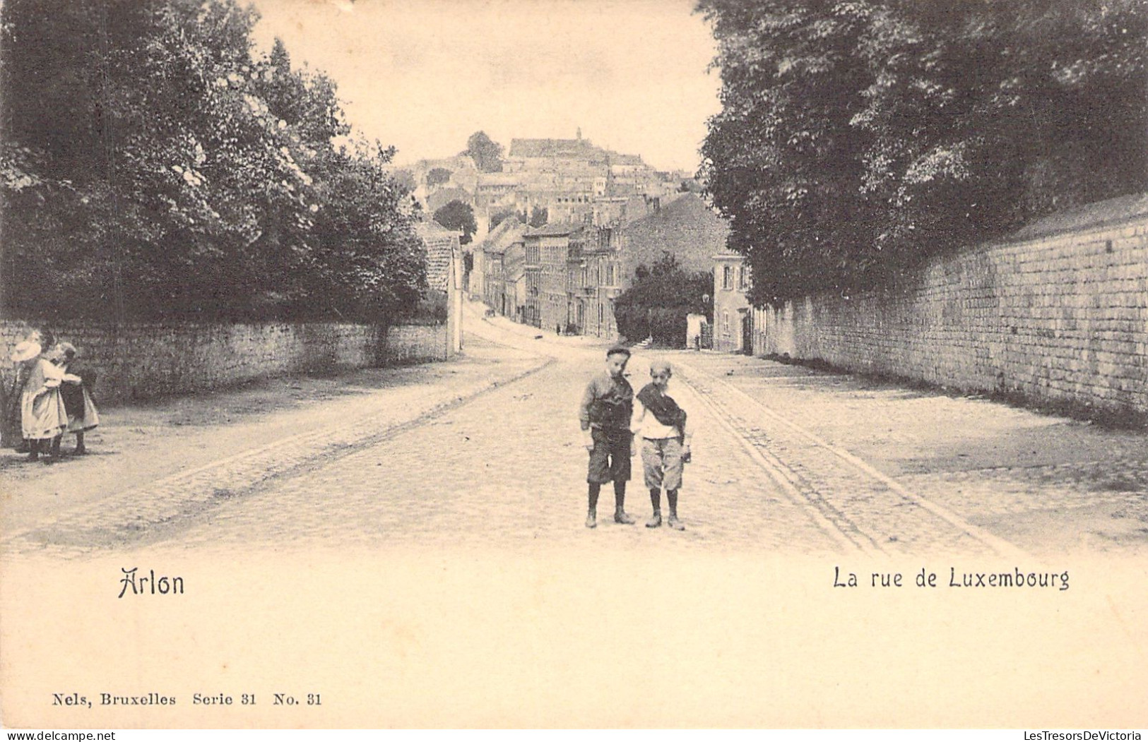BELGIQUE - Arlon - La Rue De Luxembourg - Animé - Nels - Carte Postale Ancienne - Aarlen
