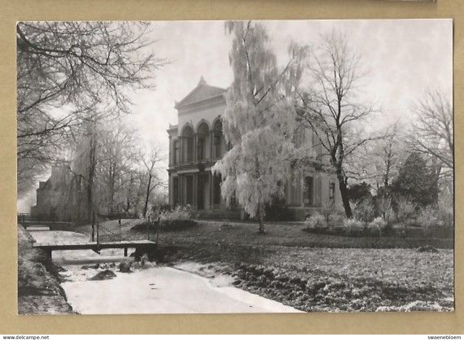 NL.- DORDRECHT. VILLA NOVA A.d. VRIESEWEG HOEK SINGEL OMSTREEKS 1910. FOTO H.J. TOLLENS. ZO WAS DORDRECHT. - Dordrecht