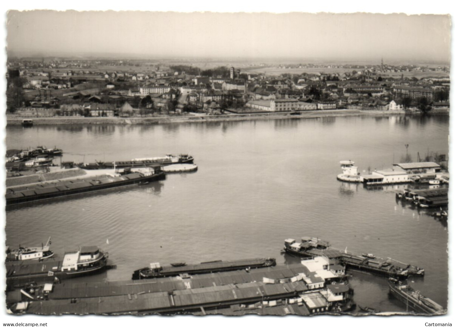 Huningue (Haut-Rhin) - Au Bord Du Rhin - Huningue