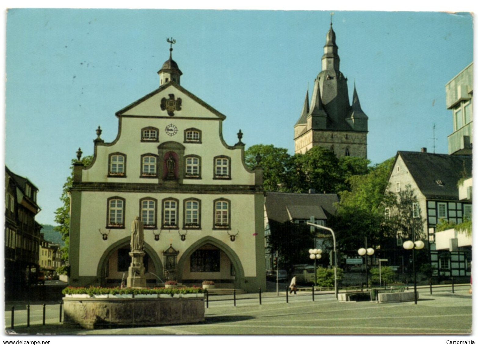 Luftkurort Brilon/Hochsauerland - Marktplatz Mit Rathaus Und Propsteilkirche - Brilon