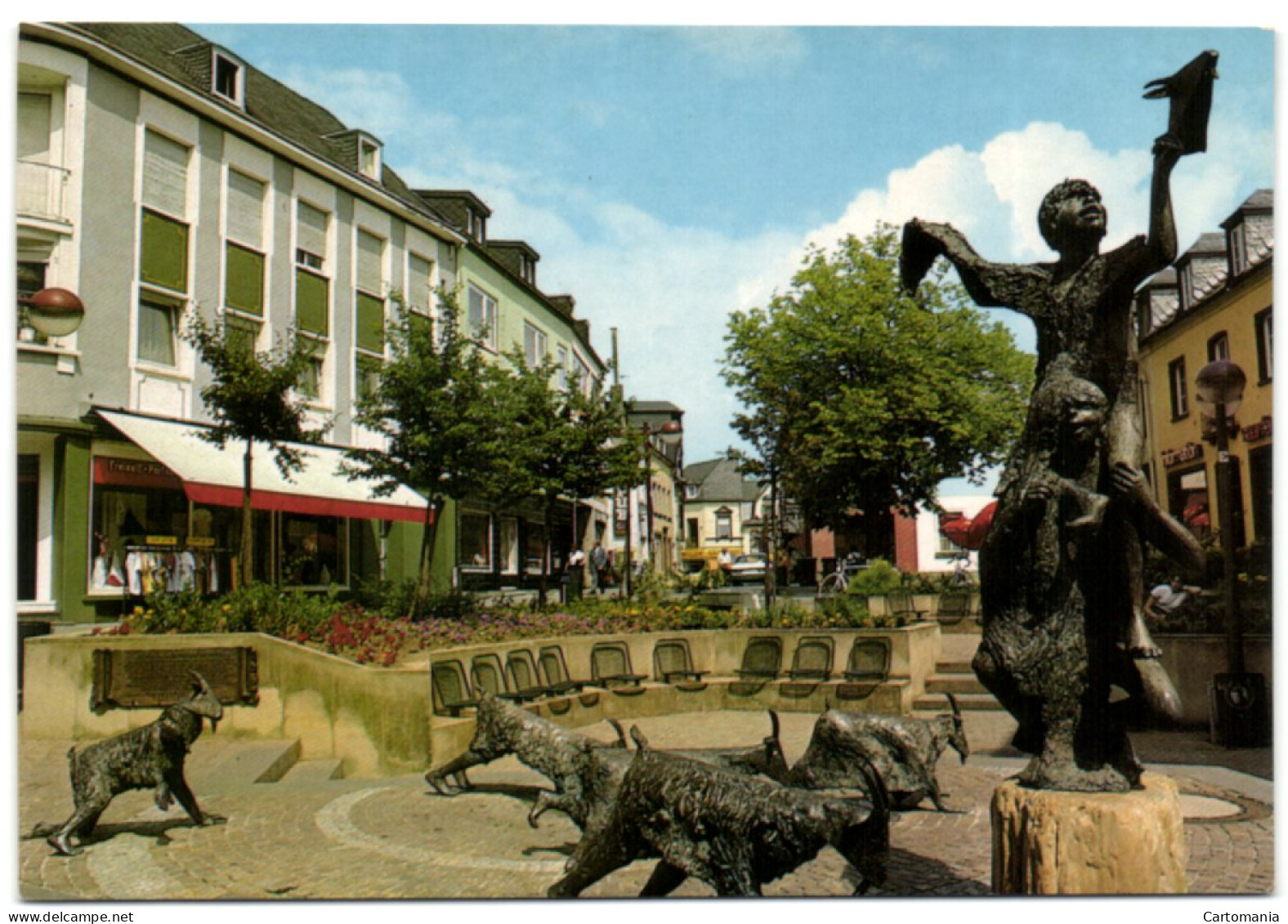 Bitburg / Eifel - Gäessestrepperbrunnen - Bitburg