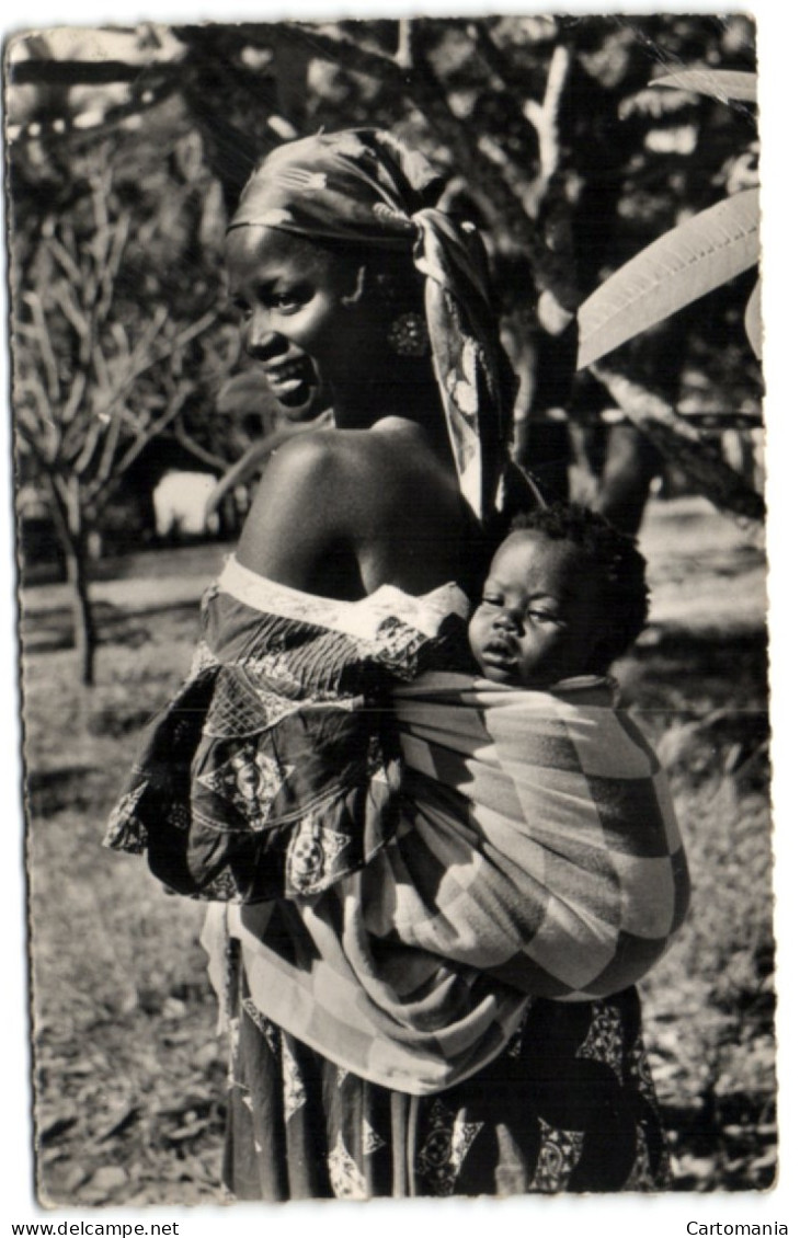 Guinée - Mère Et Son Enfant - Guinée Française