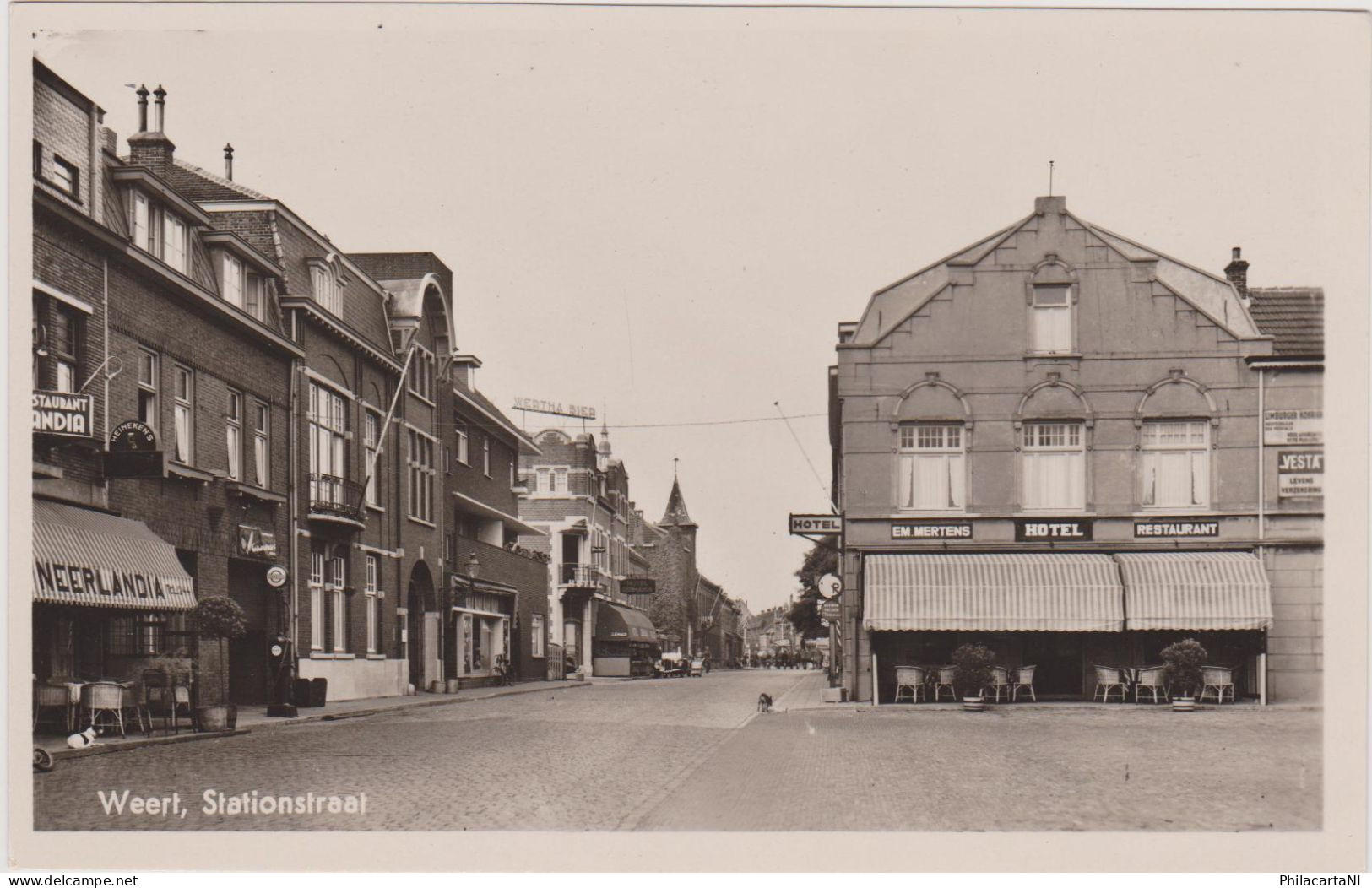 Weert - Stationstraat Met Hotel Mertens - Oud - Weert