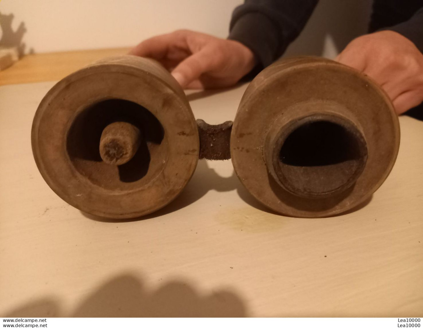 Ancienne Bouchonneuse / Boucheuse / Emboucheuse en Buis tourné Outil Ancien Vin Champagne