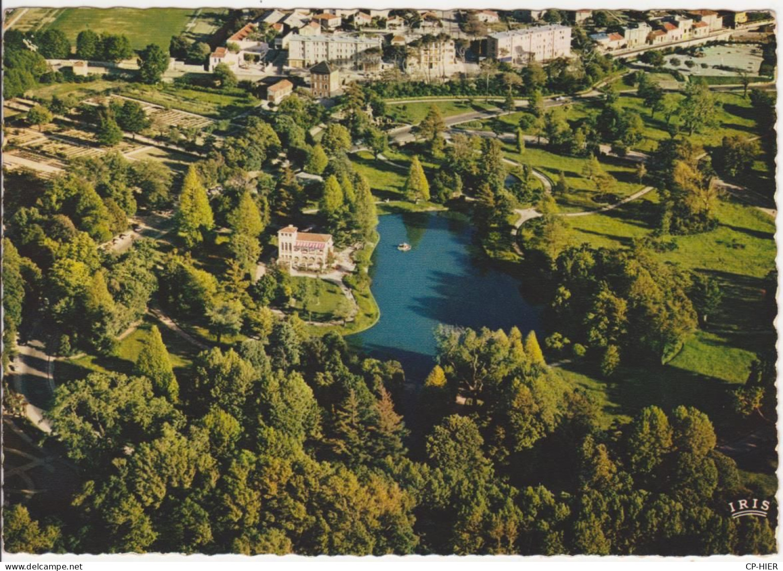 13 - MARSEILLE - PARC BORELY  - VUE AERIENNE -  LE QUARTIER DE BONNEVEINE - Parks