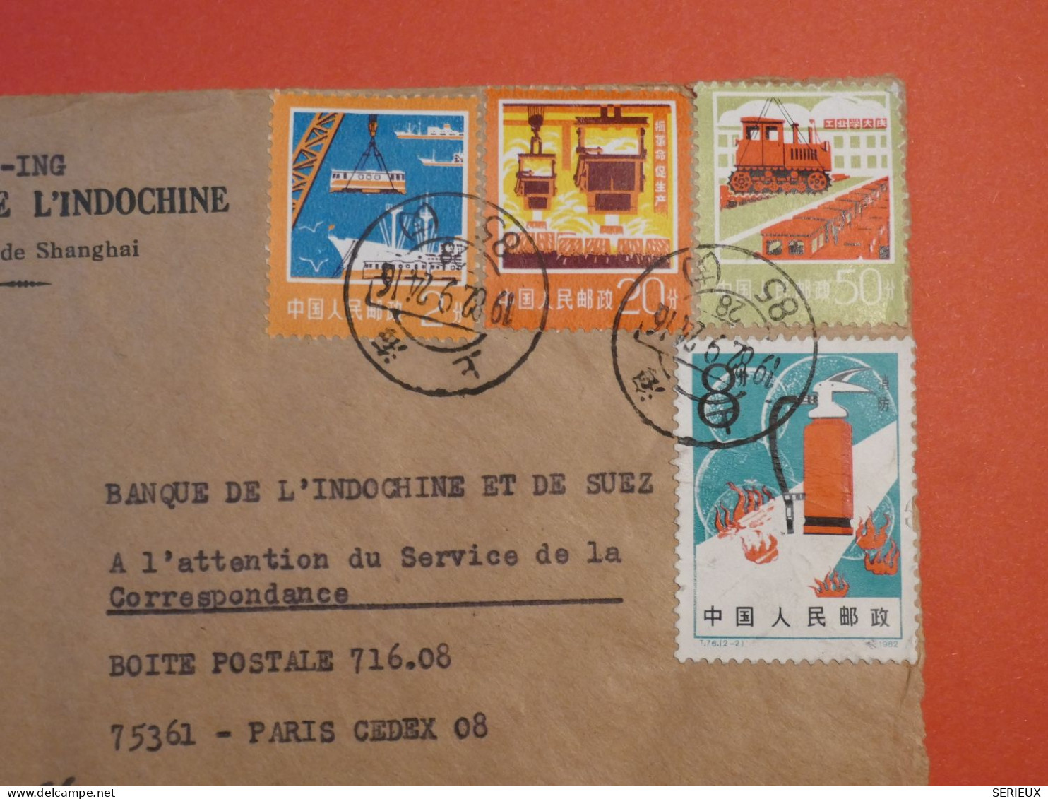 DD17  CHINA  BELLE LETTRE DEVANT .BANK INDOCHINE .ENV. 1970 A PARIS FRANCE  ++AFF. INTERESSANT++ - Storia Postale