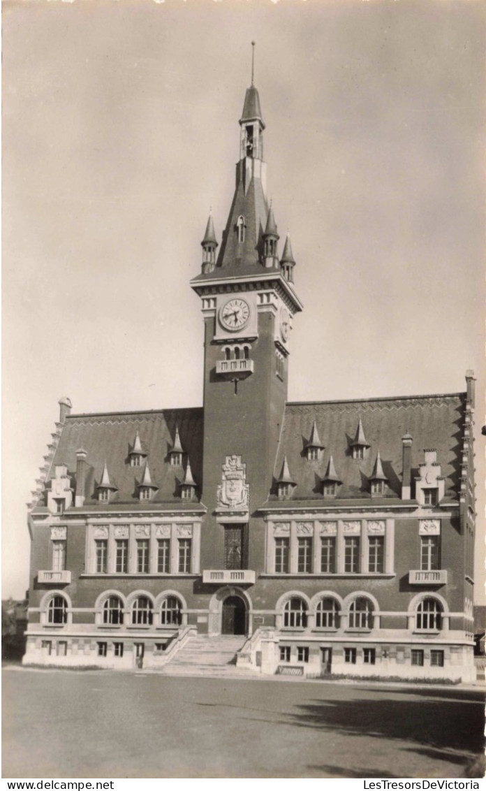 FRANCE - Albert - Hôtel De Ville - Carte Postale Ancienne - Albert