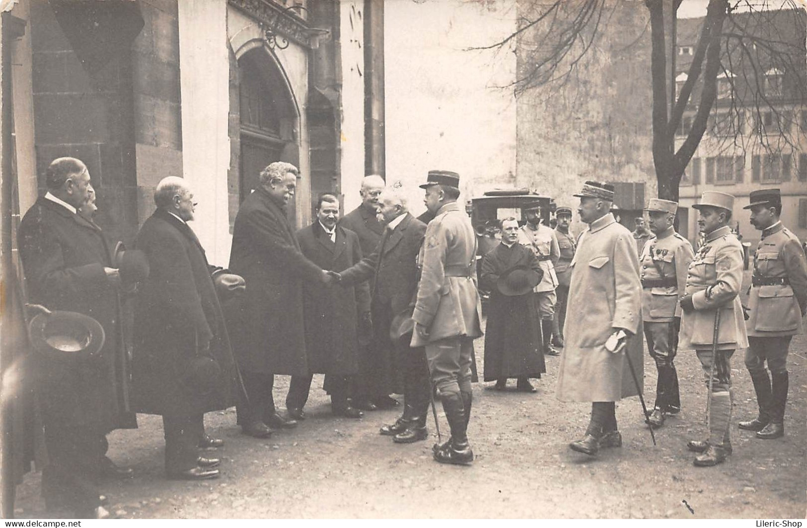 [68] MASEVAUX - WW1 - En Visite CLEMENCEAU Et Son état Major, Serrant Les Mains Des Notables - CA-PHO - Characters