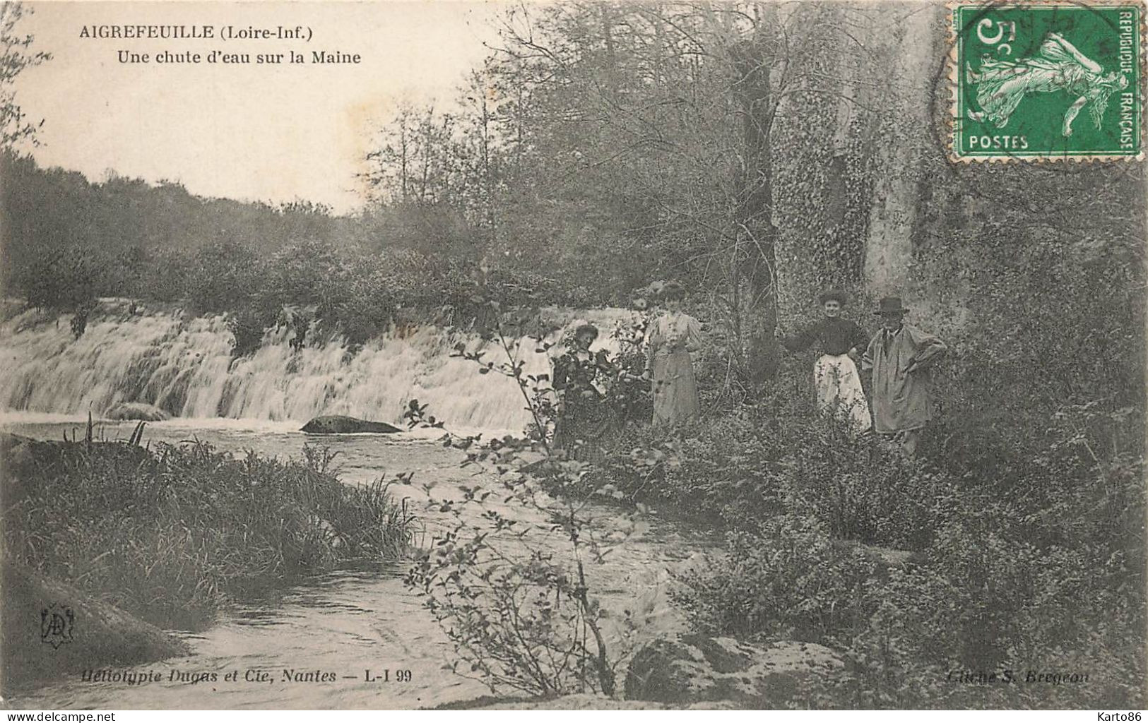 Aigrefeuille * 1908 * Villageois , Une Chute Sur La Maine * Un Coin Du Village - Aigrefeuille-sur-Maine