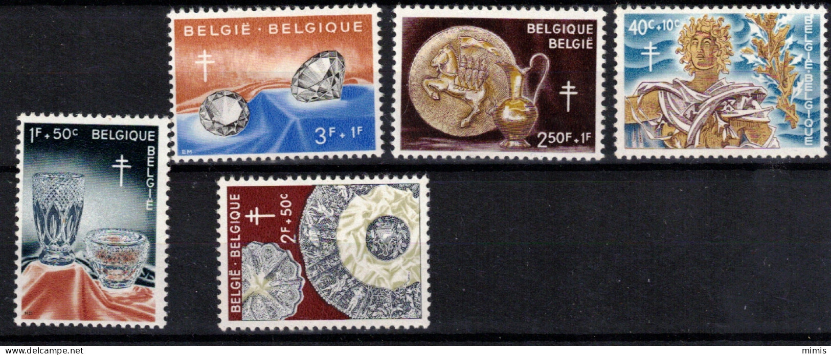 ANTITUBERCULEUX 1960     N° 1163/1168      Variété  N° 1163 - 1901-1930