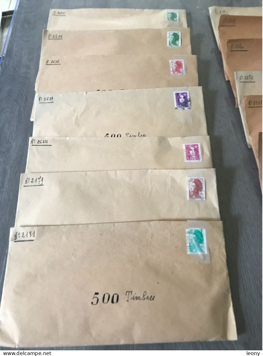 20 ENVELOPPES Contenant ENVIRON 500 TIMBRES De FRANCE  " Type  MARIANNE  "  -  OBLITERES - Vrac (min 1000 Timbres)