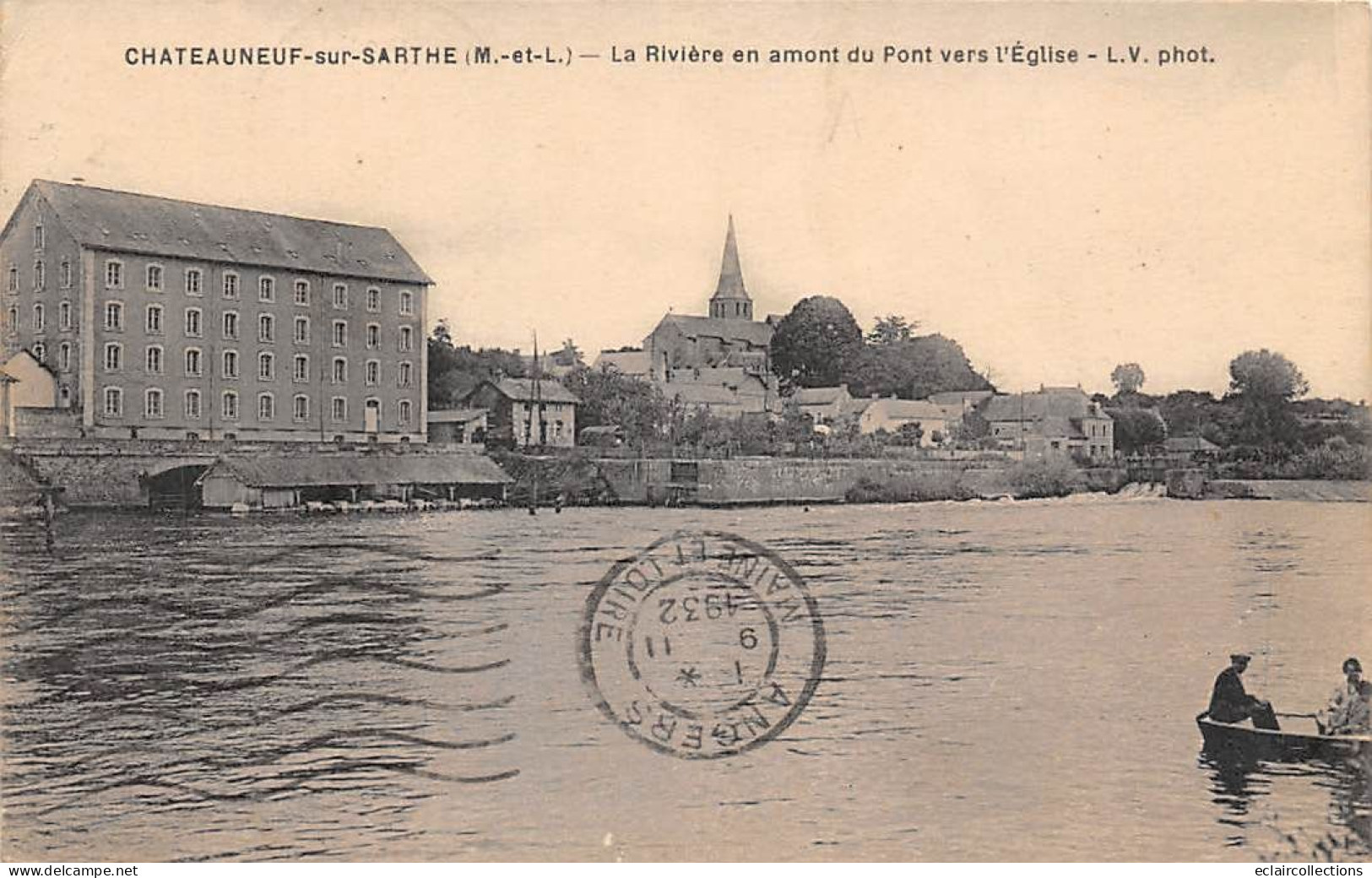 Chateauneuf Sur Sarthe      49         La Rivière En Amont Du Pont Et L'église          (voir Scan) - Chateauneuf Sur Sarthe