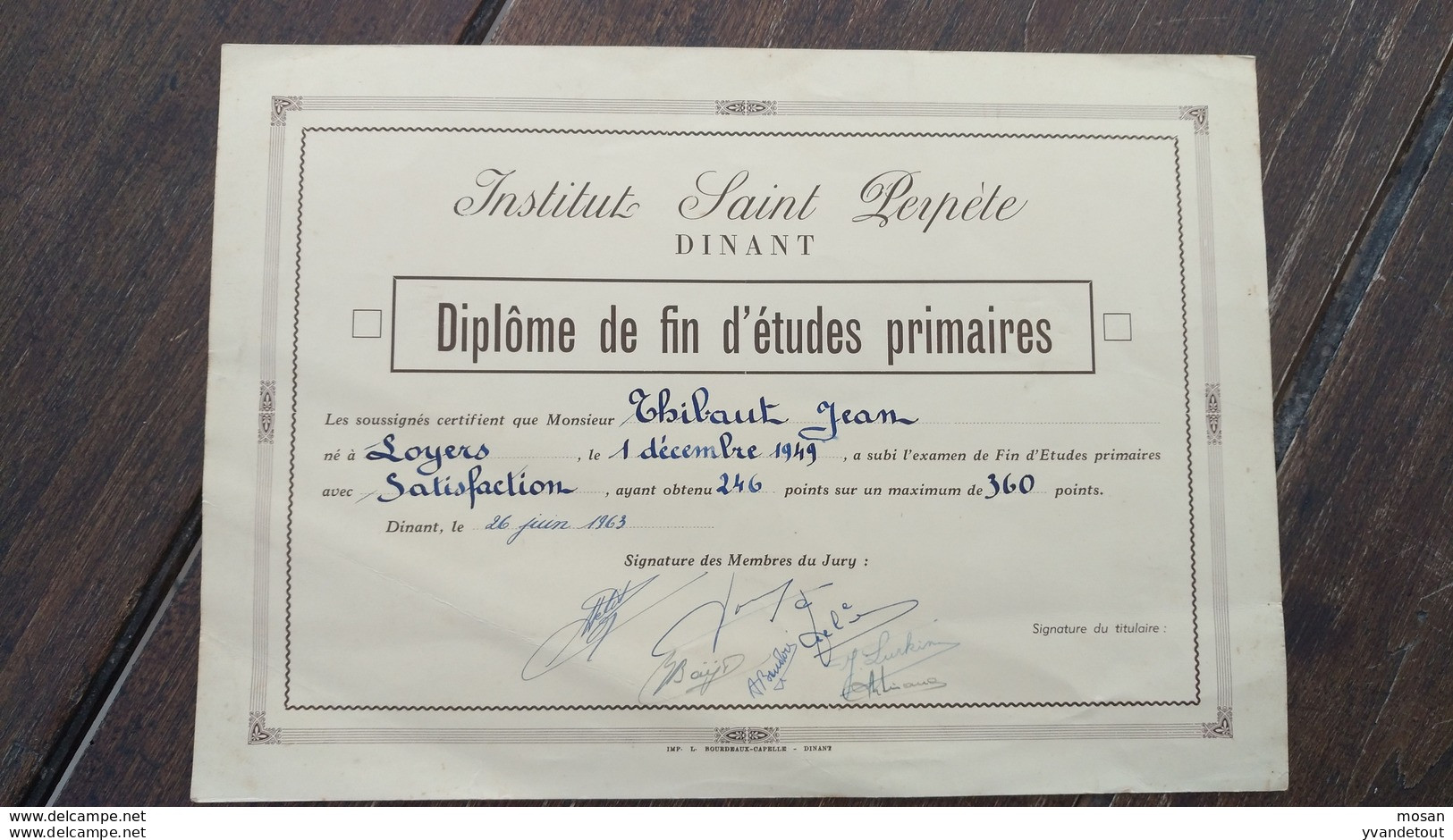 Diplôme De Fin D'études Primaires. Saint Perpète Dinant. 1949 - Diplomi E Pagelle