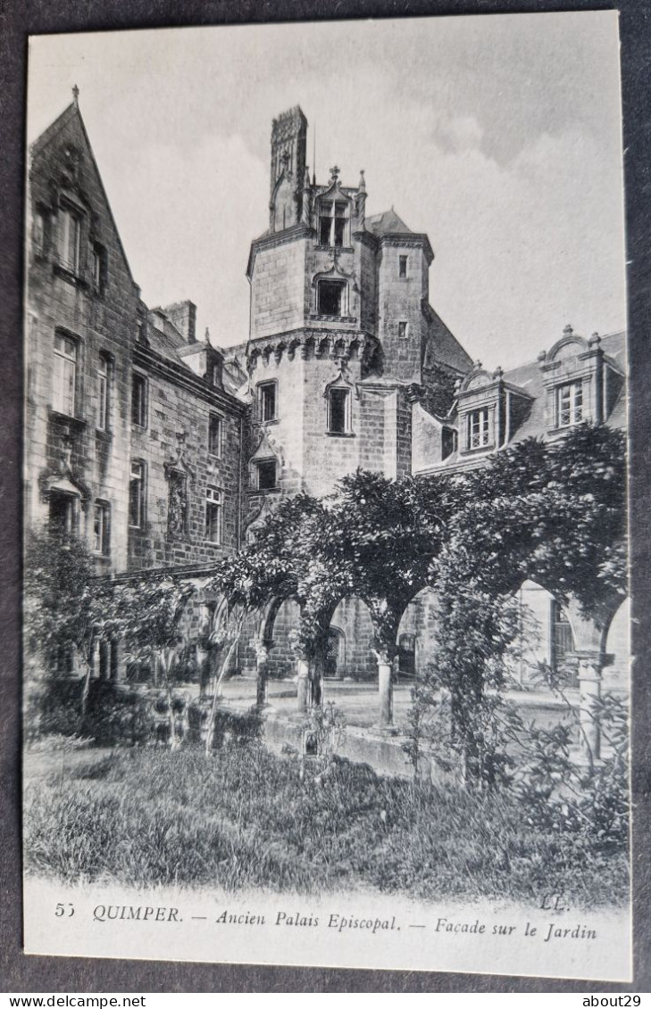 CPA  29 QUIMPER - Ancien Palais Episcopal - Façade Sur Le Jardin - Edit LL 55 - Réf. T 221 - Quimper