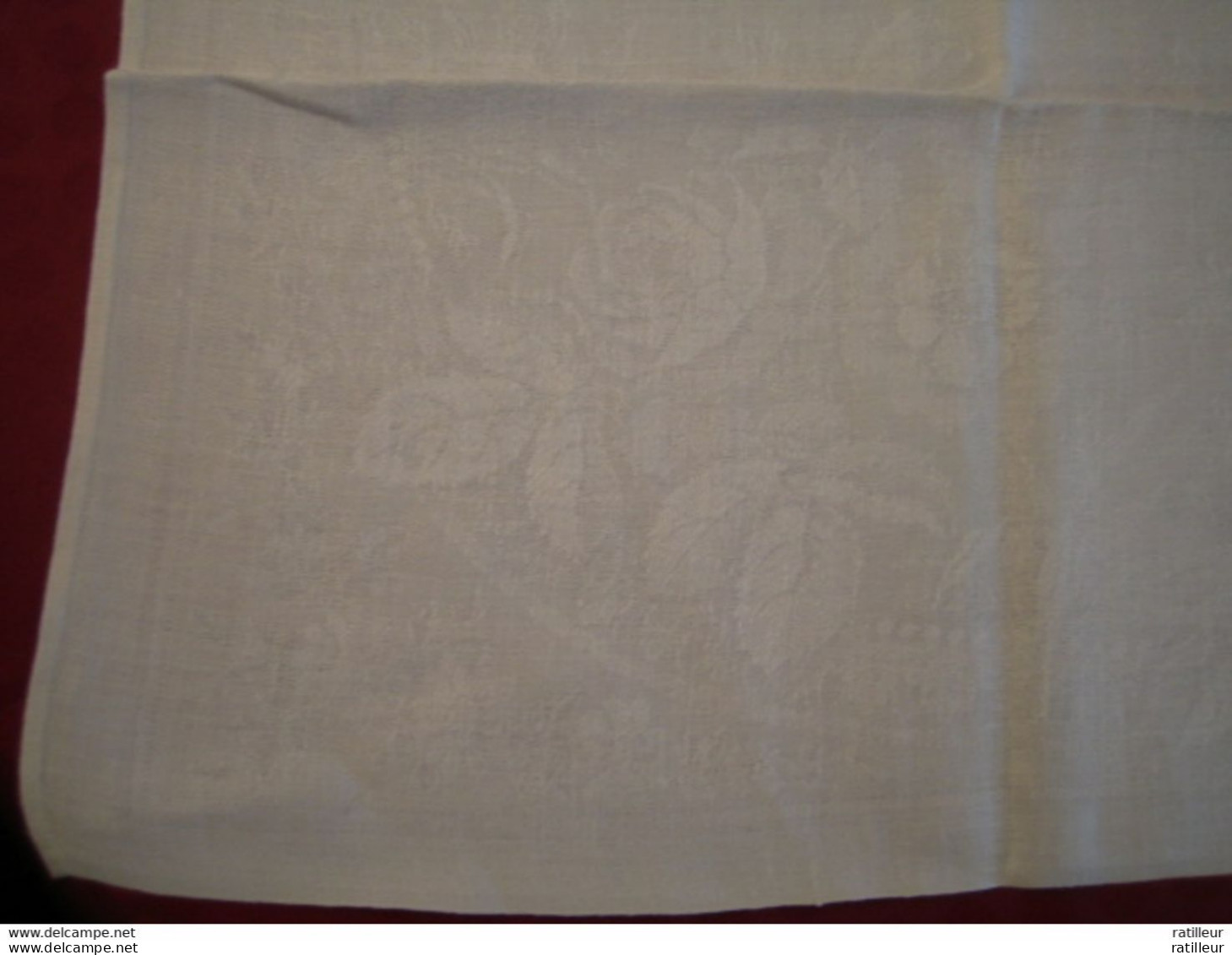 * Lot De 12 Serviettes De Table Et 2 Nappes. - Dentelles Et Tissus