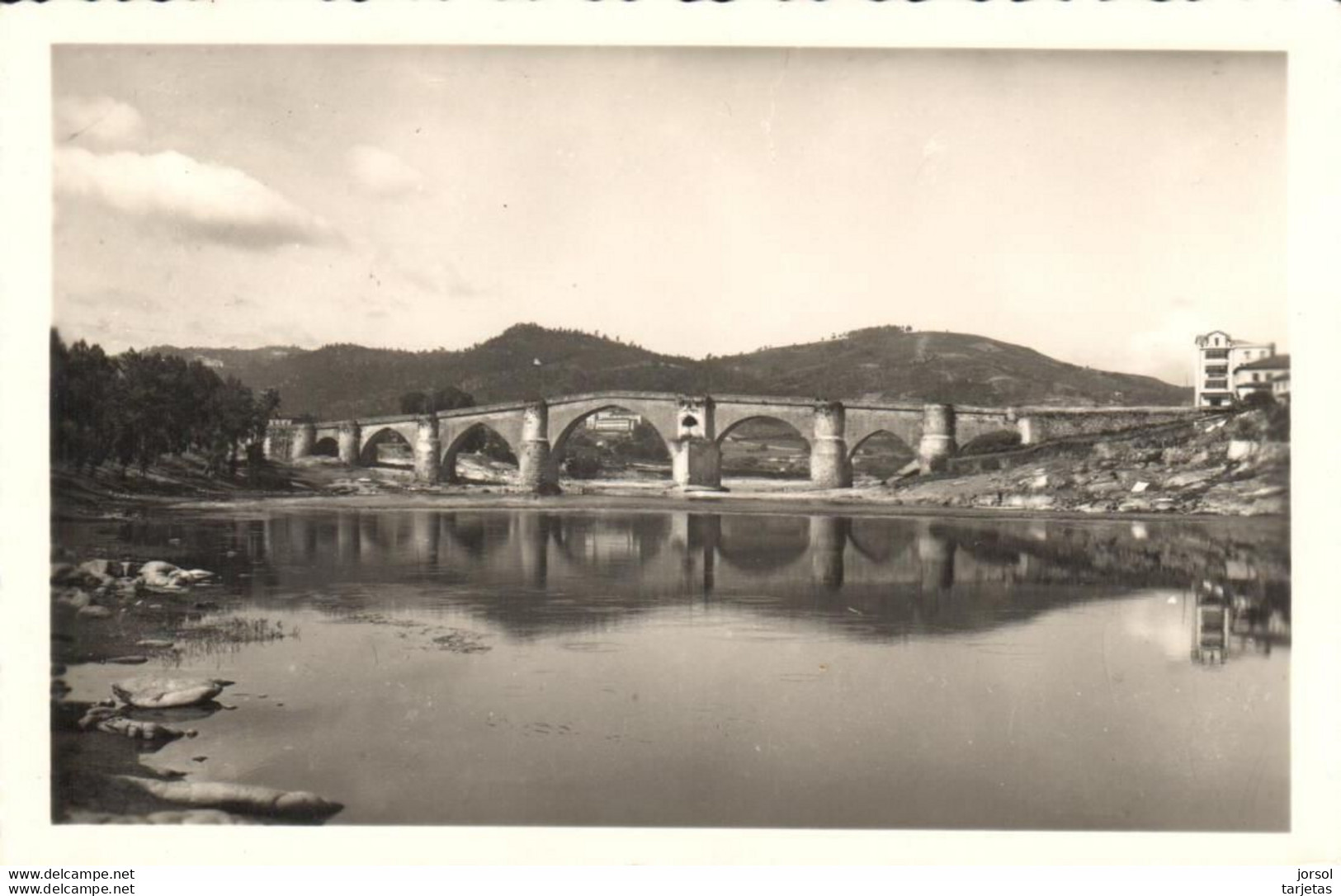 POSTAL   ORENSE  -GALICIA  - PUENTE SOBRE EL RIO MIÑO - Orense