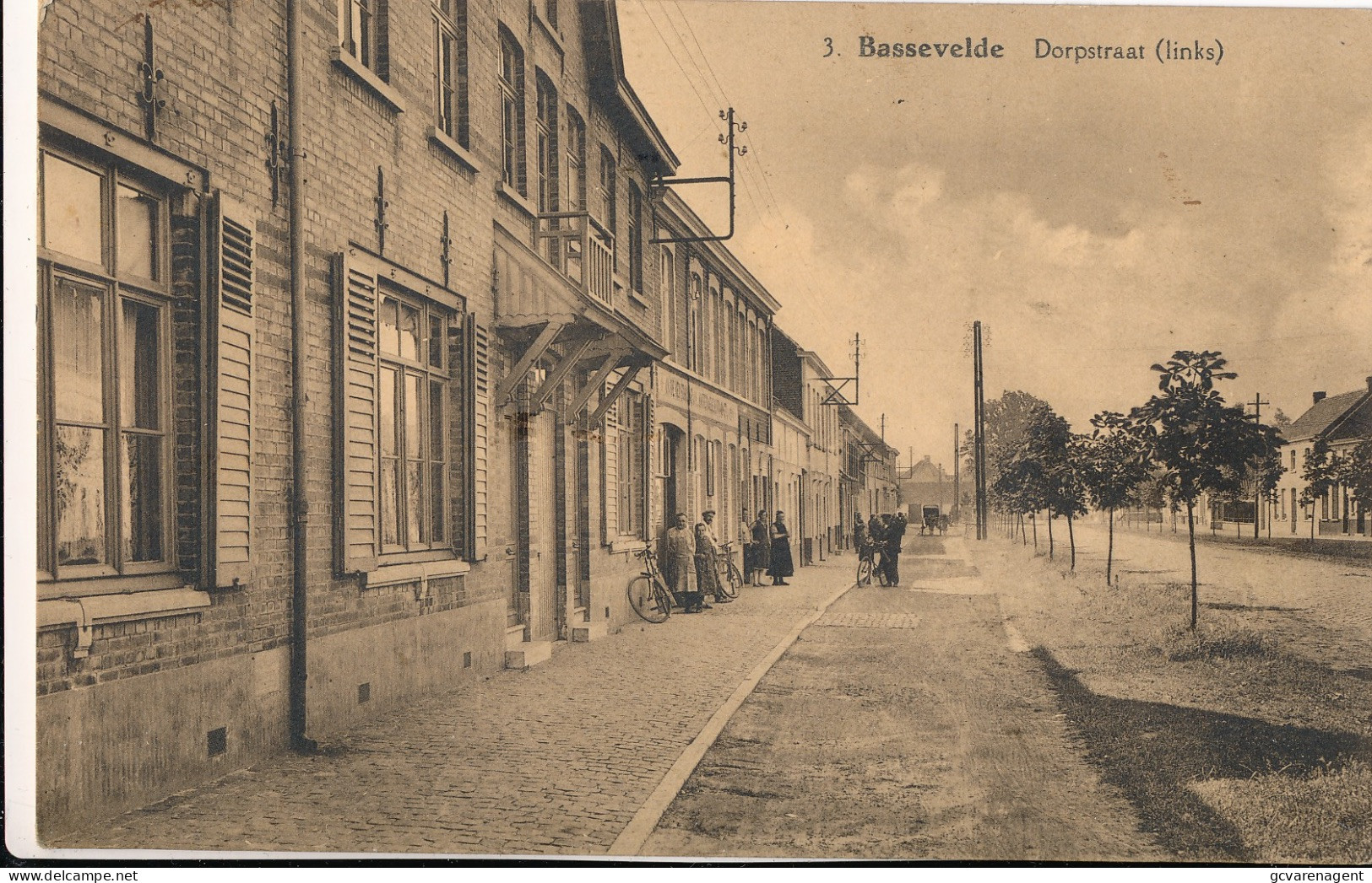 BASSEVELDE  DORPSTRAAT   LINKS     ZIE AFBEELDINGEN - Assenede