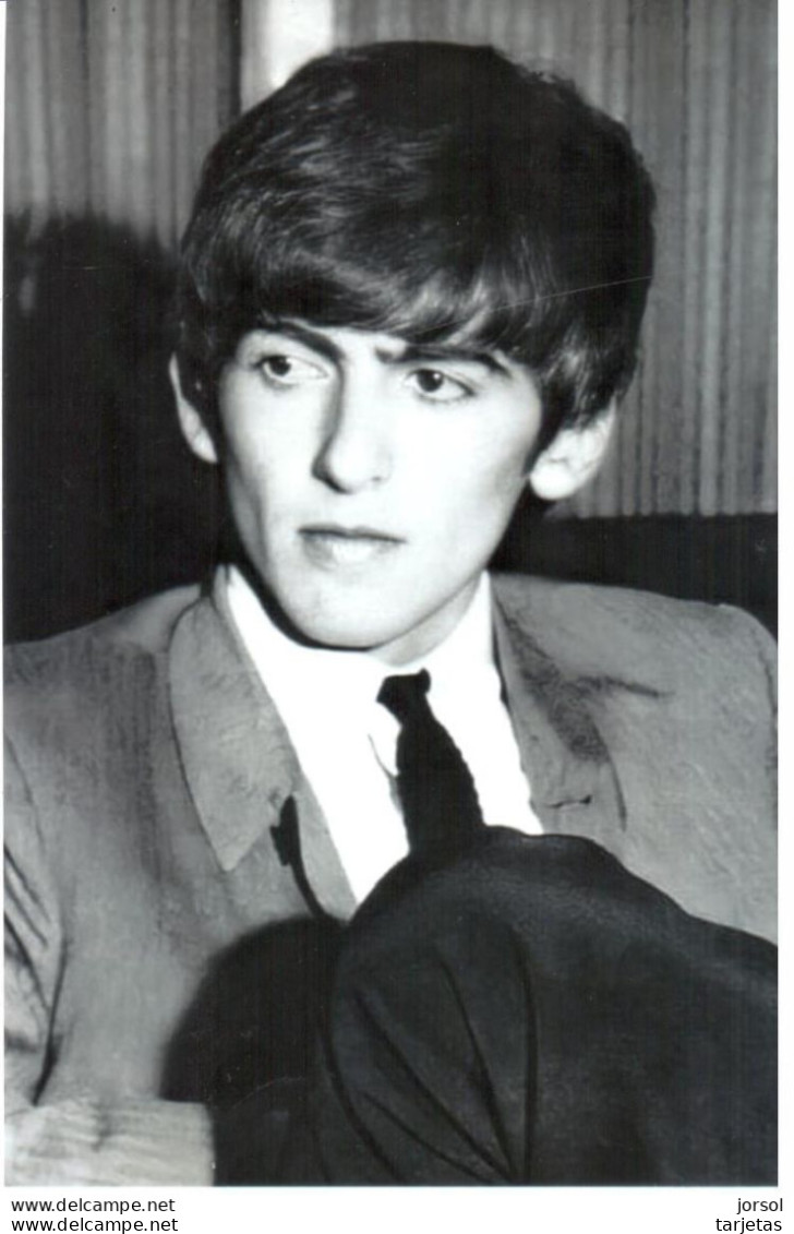 POSTAL   FOTOGRAFIA   DEL CANTANTE DE LOS BEATLES  GEORGE HARRISON - Photos