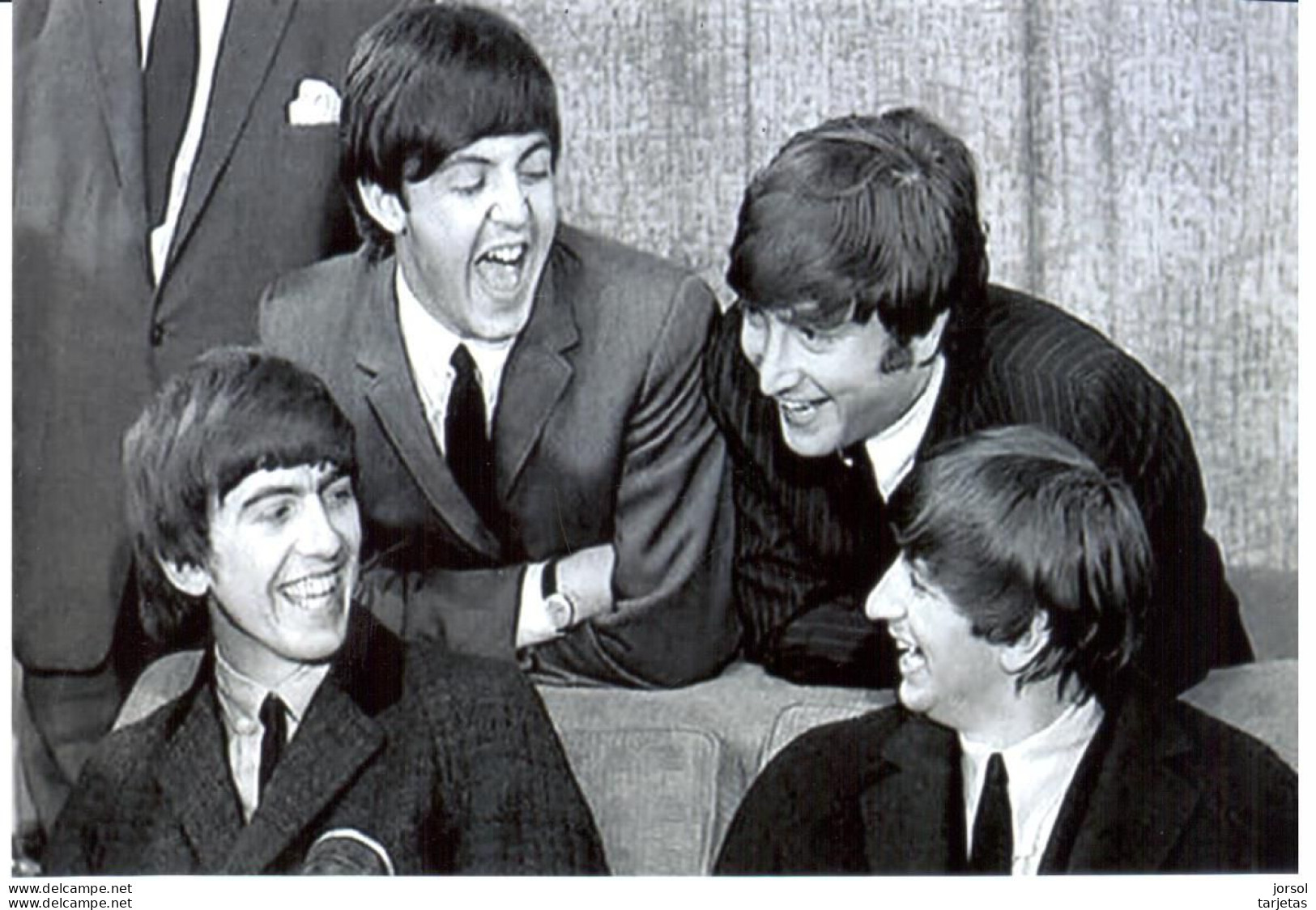 POSTAL   FOTOGRAFIA   DEL GRUPO MUSICAL LOS BEATLES - Photos