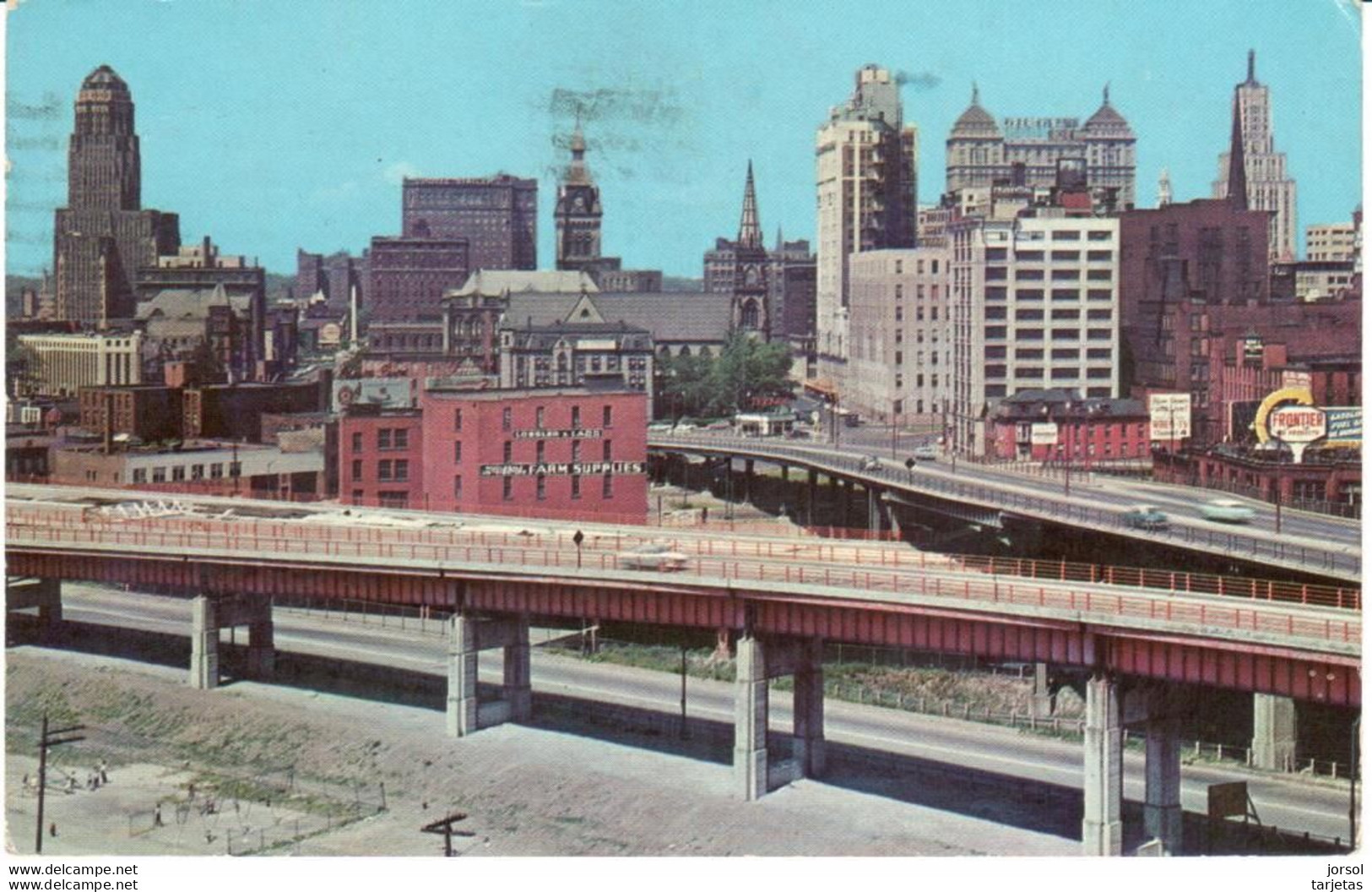 POSTAL    BUFFALO-NEW YORK -EE.UU.  -BUFFALO SKYLINE AND PART OF SEYWAY BRIDGE - Buffalo