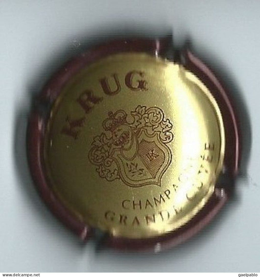 KRUG  N° 49a  Lambert  - Tome 1  216/7  Grande Cuvée  , Contour Marron ,   Diam.32mm - Krug