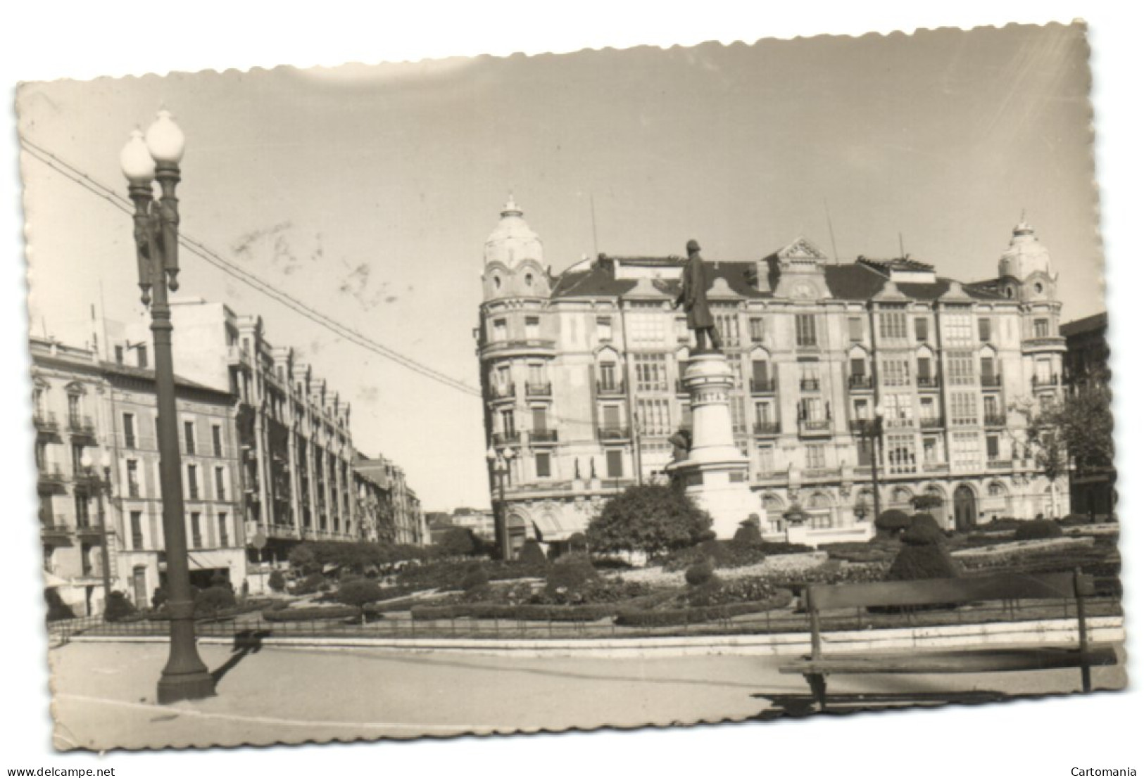 Valladolid - Monumento Al Poeta Zorrilla - Valladolid