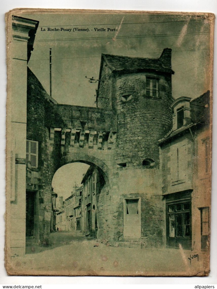 Protège-cahiers "L'inédit" Avec Photographies De Marseille Le Château D'If Et La Roche-Posay Vieille Porte - Protège-cahiers