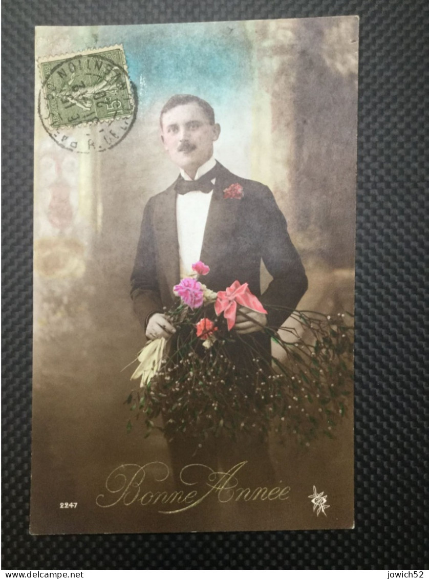 CPA Homme En Smoking Avec Du Gui, 1920, Man In Tuxedo With Mistletoe - Hommes