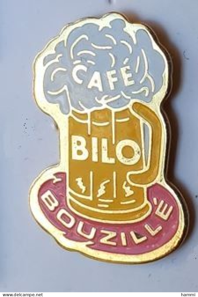 YY505 Pin's Chope Bière Beer Café Bilo Bouzillé Maine-et-Loire Achat Immédiat - Bière