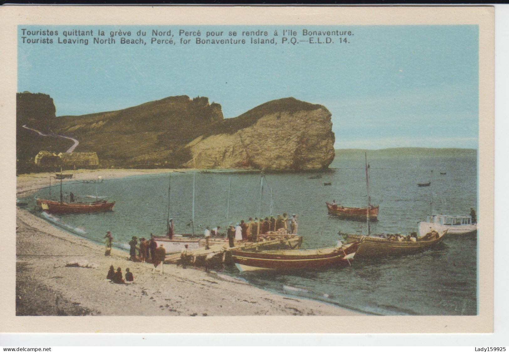 Touristes Quittant La Grève Du Nord, Bateau De Croisière Pour Se Rendre à Ile Bonaventure. 3 Soeurs Percé Québec Canada - Percé