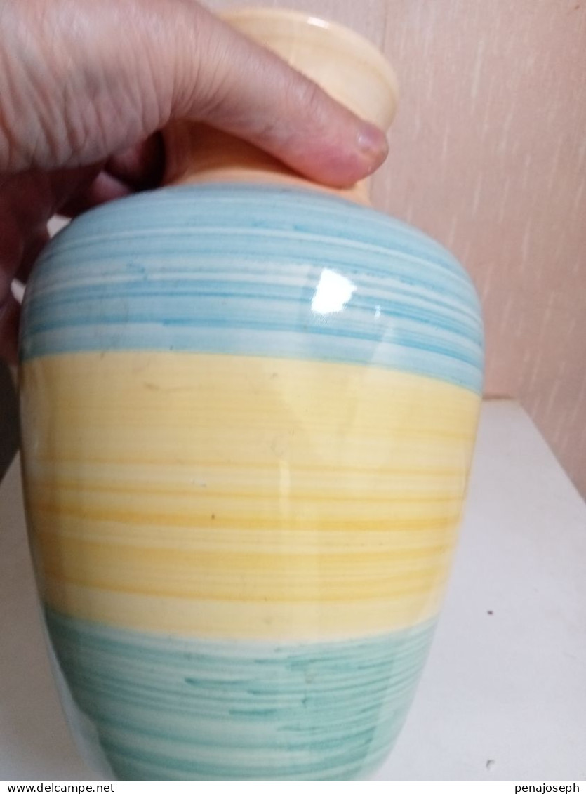 vase coloré hauteur 21 cm diamètre 14 cm