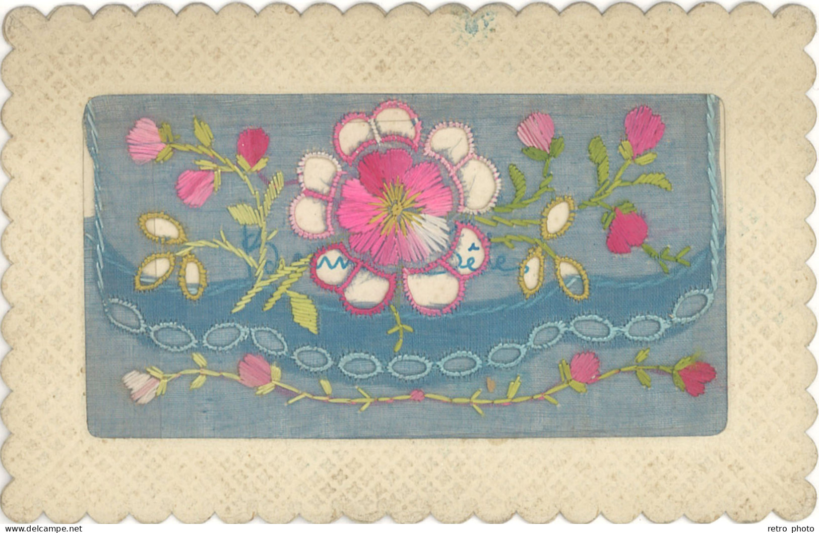 TB Brodée, Fleurs, Avec Rabat En Tissu - Embroidered