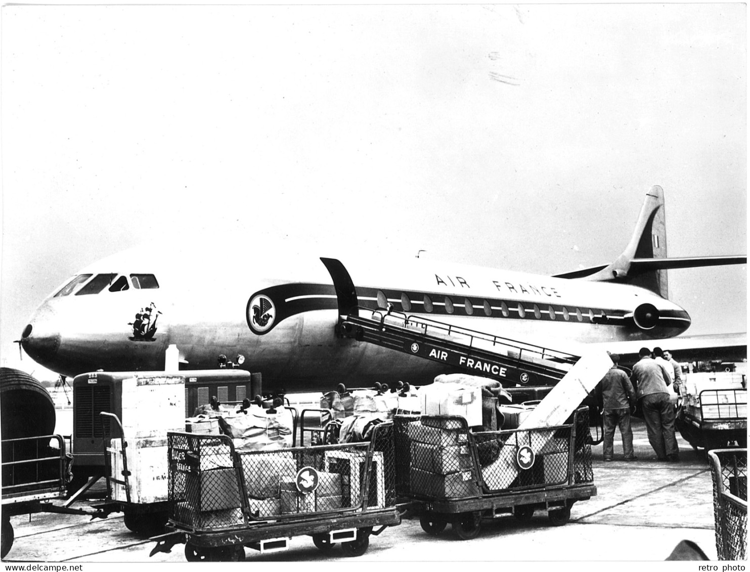 TB Grande Photo Aéroport – Chargement Avion Air France - Luftfahrt