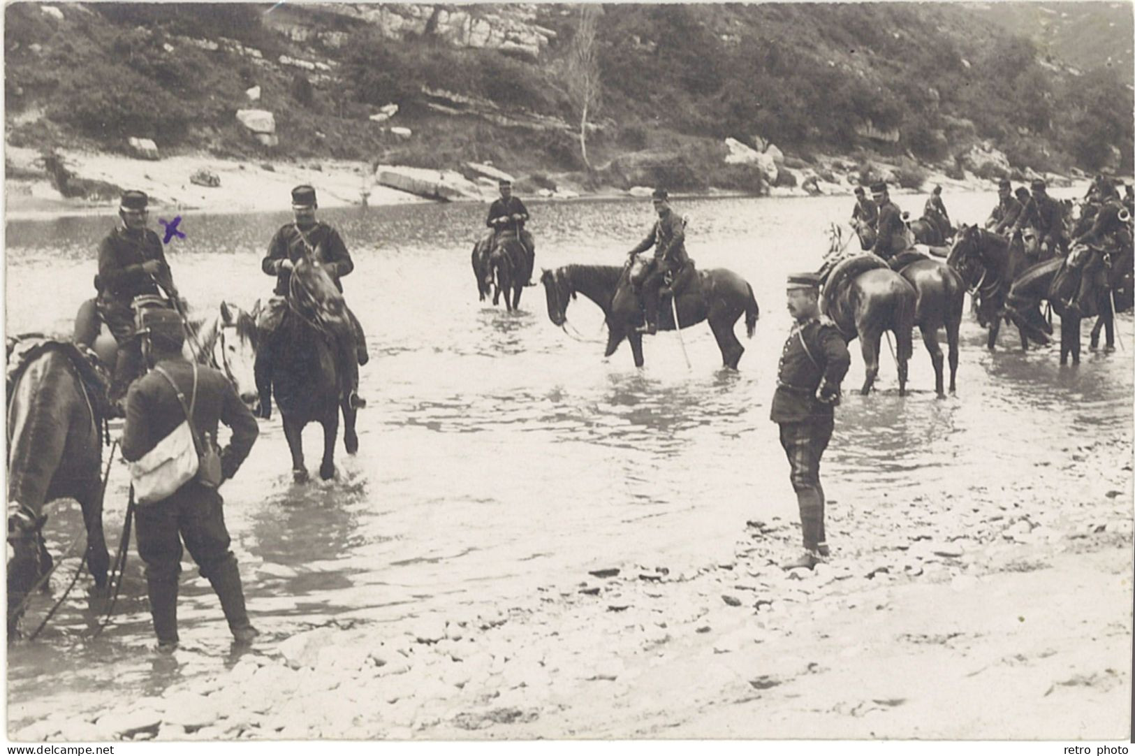 TB Militaire – Carte-photo Postée De Nîmes – Soldats / Chevaux - Andere & Zonder Classificatie